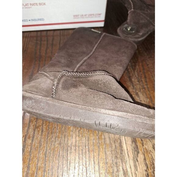 Size 7 Bearpaw 612W-Emma Tall Suede Sheepskin Lined Wool Boots - Picture 11 of 12